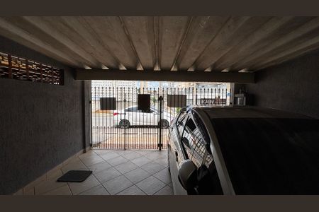 Casa à venda com 100m², 2 quartos e 2 vagasGaragem