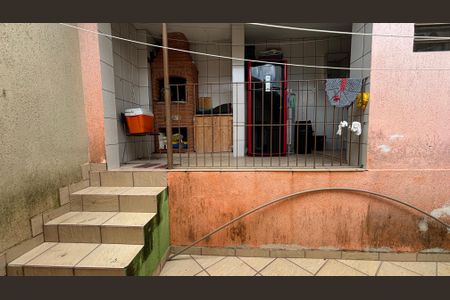 Casa à venda com 100m², 2 quartos e 2 vagasQuarto 1 Vista