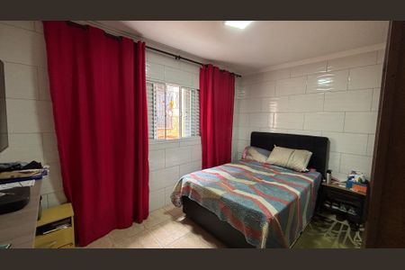 Casa à venda com 100m², 2 quartos e 2 vagasQuarto 1