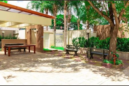 Apartamento para alugar com 74m², 3 quartos e 1 vagaÁrea comum