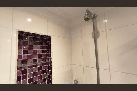 Apartamento à venda com 84m², 2 quartos e 2 vagasBanheiro da Suíte 1