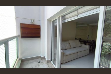 Apartamento à venda com 84m², 2 quartos e 2 vagasVaranda