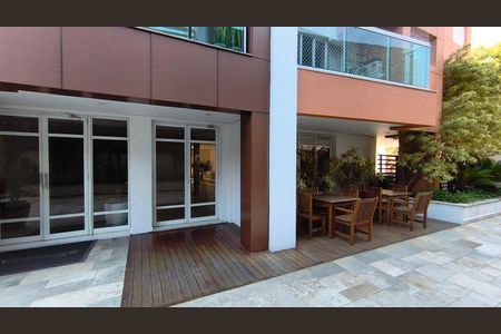 Apartamento à venda com 84m², 2 quartos e 2 vagasEntrada