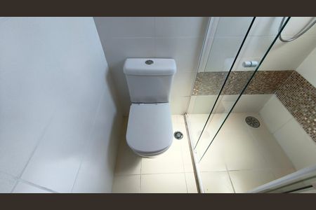 Apartamento à venda com 84m², 2 quartos e 2 vagasBanheiro da Suíte 2