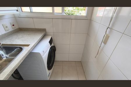 Apartamento à venda com 84m², 2 quartos e 2 vagasÁrea de Serviço