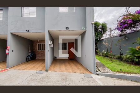 Casa de condomínio à venda com 75m², 2 quartos e 1 vaga