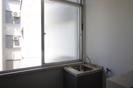 Apartamento à venda com 58m², 2 quartos e 1 vagaÁrea de Serviço