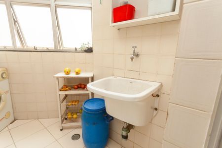 Apartamento à venda com 72m², 3 quartos e 2 vagasÁrea de Serviço