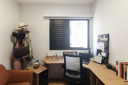 Apartamento para alugar com 93m², 3 quartos e 2 vagasQuarto 2