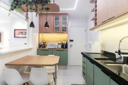 Apartamento para alugar com 93m², 3 quartos e 2 vagasCozinha 