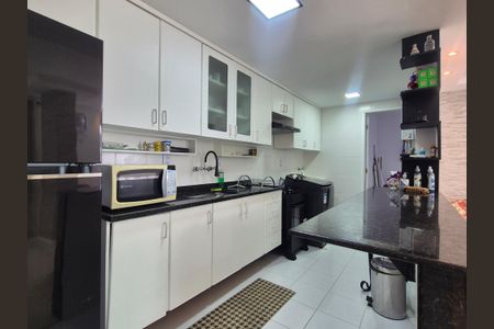 Apartamento para alugar com 300m², 2 quartos e 1 vagaCozinha 