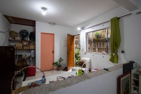 Sala de casa para alugar com 1 quarto, 30m² em Jardim Sao Salvador, Taboão da Serra