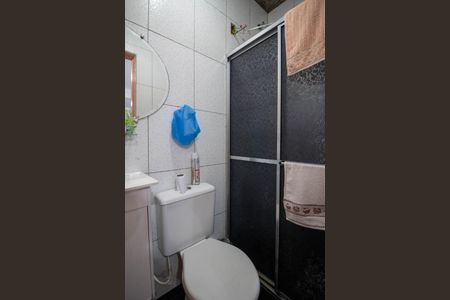 Banheiro de casa para alugar com 1 quarto, 30m² em Jardim Sao Salvador, Taboão da Serra