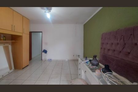 Casa para alugar com 176m², 3 quartos e 2 vagasQuarto 1