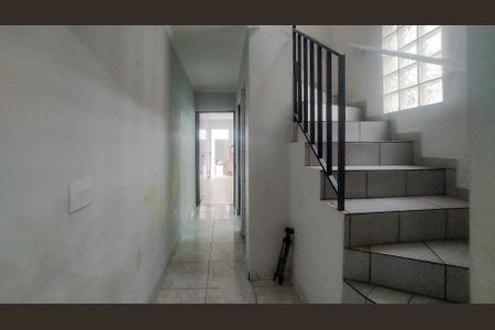 Casa para alugar com 176m², 3 quartos e 2 vagasCorredor