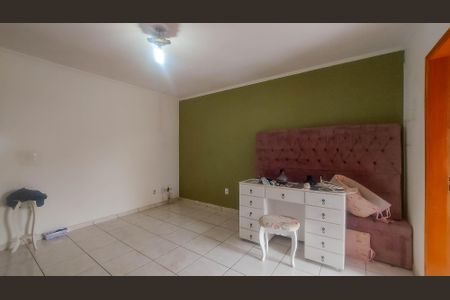 Casa para alugar com 176m², 3 quartos e 2 vagasQuarto 1