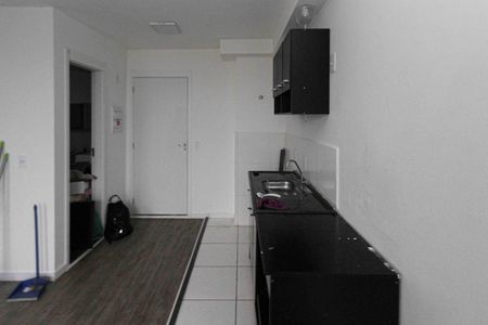 Cozinha de kitnet/studio para alugar com 1 quarto, 55m² em Vila Ema, São Paulo