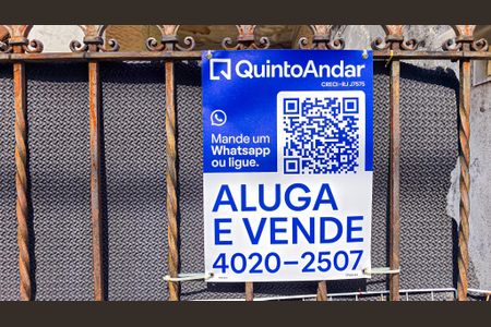 Casa para alugar com 80m², 3 quartos e 1 vaga Casa para alugar com 80m², 3 quartos e 1 vagaFachada casa com placa