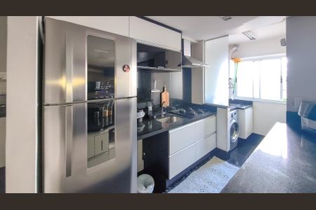 Apartamento à venda com 60m², 1 quarto e 2 vagasCozinha e Área de Serviço