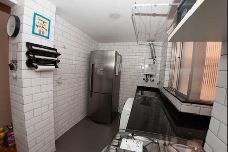 Apartamento à venda com 60m², 3 quartos e 1 vagaÁrea de serviço