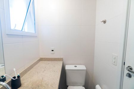Apartamento à venda com 67m², 2 quartos e 2 vagasBanheiro Social