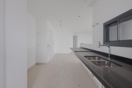 Apartamento à venda com 195m², 4 quartos e 3 vagasCozinha