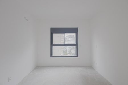 Apartamento à venda com 195m², 4 quartos e 3 vagasQuarto 2