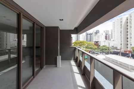 Varanda de apartamento à venda com 3 quartos, 110m² em Moema, São Paulo