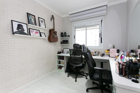 Quarto de apartamento à venda com 2 quartos, 58m² em Chácara Seis de Outubro, São Paulo