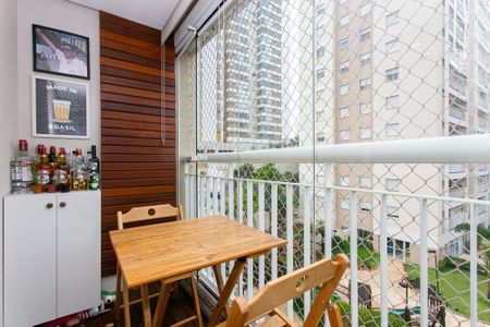 Varanda da Sala de apartamento à venda com 2 quartos, 58m² em Chácara Seis de Outubro, São Paulo