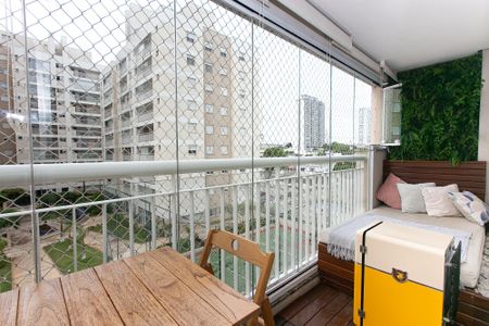 Varanda da Sala de apartamento à venda com 2 quartos, 58m² em Chácara Seis de Outubro, São Paulo