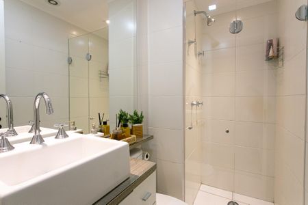 Apartamento à venda com 58m², 2 quartos e 1 vagaBanheiro Social