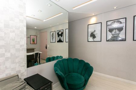 Sala de apartamento à venda com 2 quartos, 58m² em Chácara Seis de Outubro, São Paulo