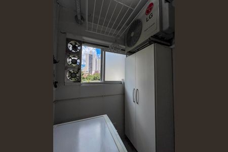 Apartamento à venda com 66m², 2 quartos e 2 vagasÁrea de Serviço