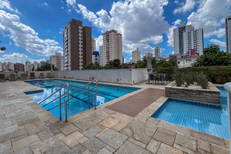 Apartamento à venda com 66m², 2 quartos e 2 vagasPiscina