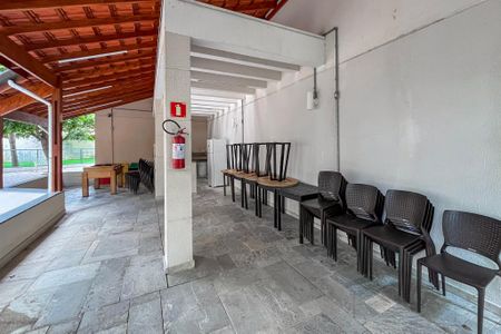 Apartamento à venda com 66m², 2 quartos e 2 vagasChurrasqueira
