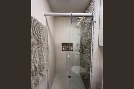 Apartamento à venda com 66m², 2 quartos e 2 vagasBanheiro