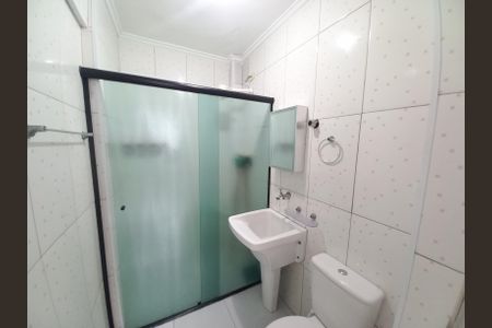Banheiro de apartamento para alugar com 1 quarto, 35m² em Boa Vista, São Vicente