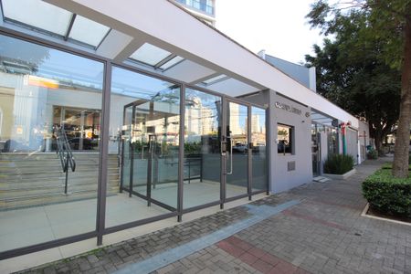 Apartamento para alugar com 83m², 2 quartos e 2 vagasFachada e Portaria