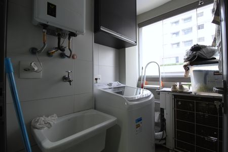 Apartamento para alugar com 83m², 2 quartos e 2 vagasCozinha e Área de Serviço