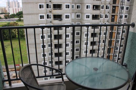 Apartamento à venda com 51m², 2 quartos e 1 vagaVaranda