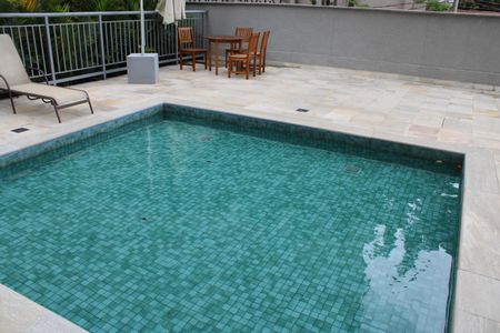 Apartamento à venda com 51m², 2 quartos e 1 vagaÁrea comum - Piscina