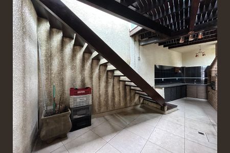 Casa para alugar com 300m², 3 quartos e 3 vagasChurrasqueira