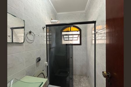 Casa para alugar com 300m², 3 quartos e 3 vagasBanheiro 1