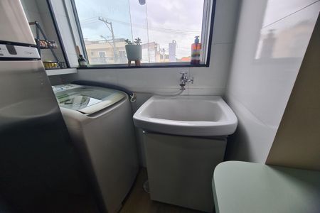 Casa de condomínio à venda com 38m², 2 quartos e sem vaga Casa de condomínio à venda com 38m², 2 quartos e sem vagaCozinha e Área de Serviço