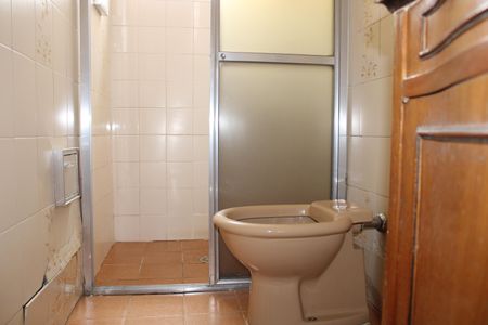 Casa à venda com 100m², 2 quartos e sem vagaBanheiro