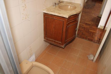 Casa à venda com 100m², 2 quartos e sem vagaBanheiro