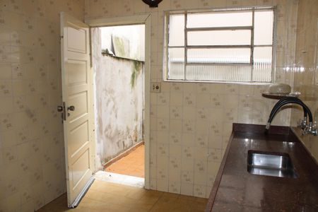 Casa à venda com 100m², 2 quartos e sem vagaCozinha