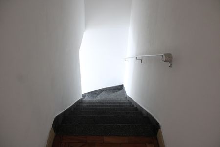 Escada de casa à venda com 2 quartos, 100m² em Ipiranga, São Paulo