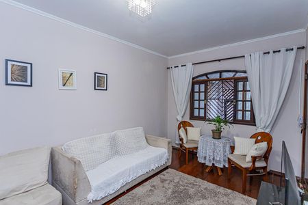 Sala de casa para alugar com 2 quartos, 130m² em Jardim Peri, São Paulo